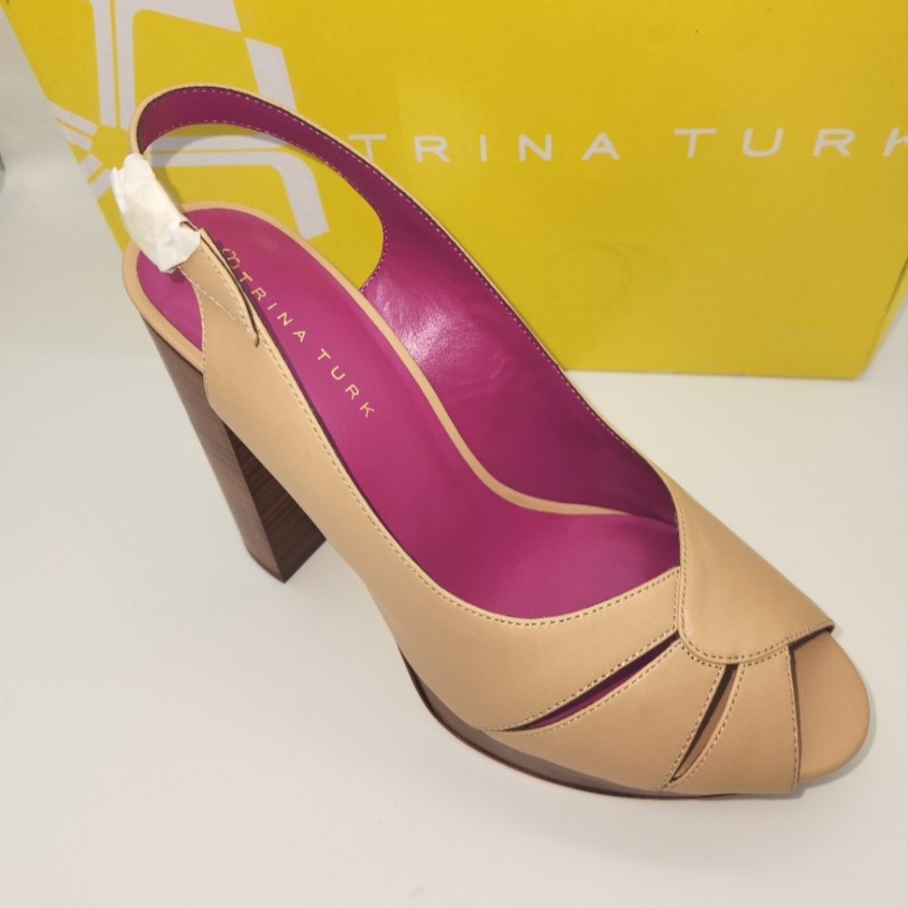 *NIB* TRINA TURK Heeled Sling back Platform Pumps size 8.5